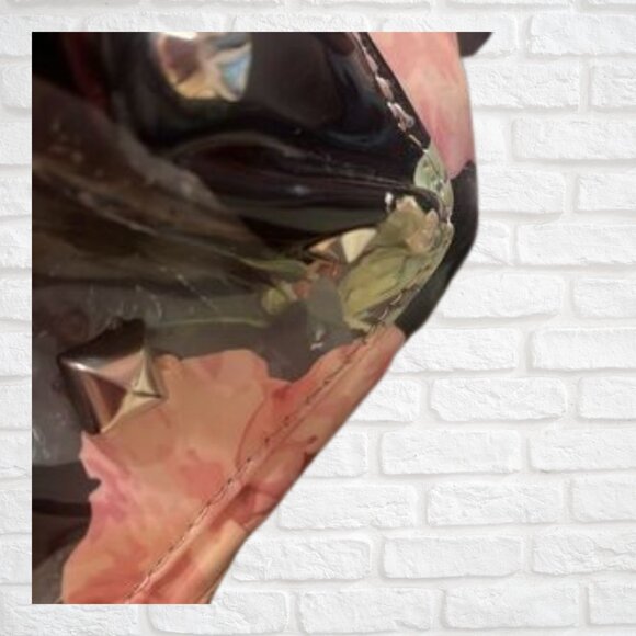 Floral Backpack - Picture 4 of 4